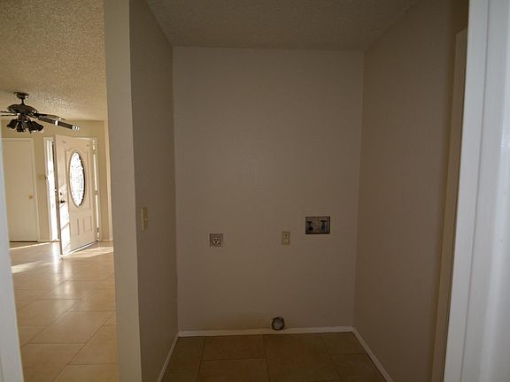 2nd image of 2445 Sweetwood Dr