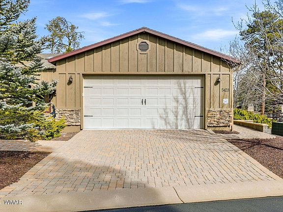 2nd image of 5423 N Saint Andrews Dr