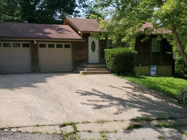 906 Highland St, Excelsior Springs, MO 64024