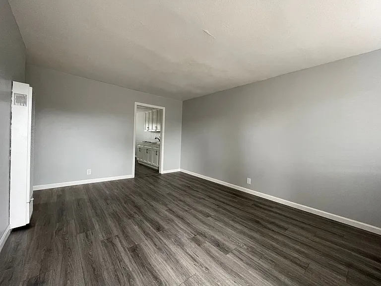 515 Camanche Lane - Summer Gardens Apartments — Photo 24