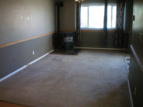 4th image of 277 Lincoln St
