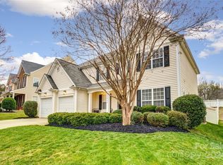 14432 Whistling Swan Rd, Charlotte, NC 28278