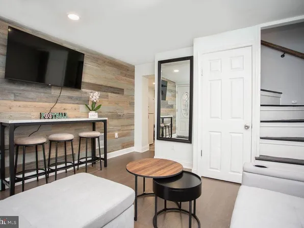 1128 Oneil St, Philadelphia, PA 19123