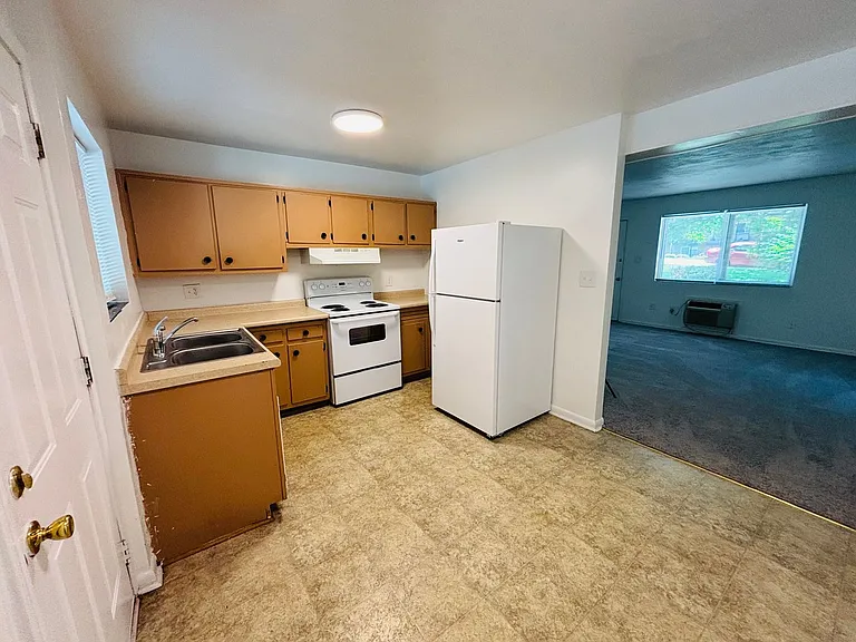 109 Northview Dr #16 — Photo 6