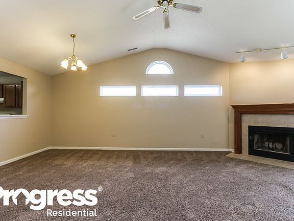 4th image of 12133 Laurelwood Dr