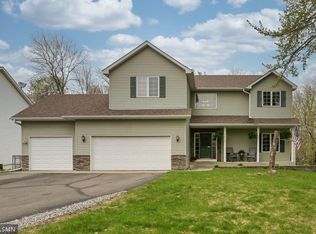 17507 Rustic Hill Ct, Prior Lake, MN 55372
