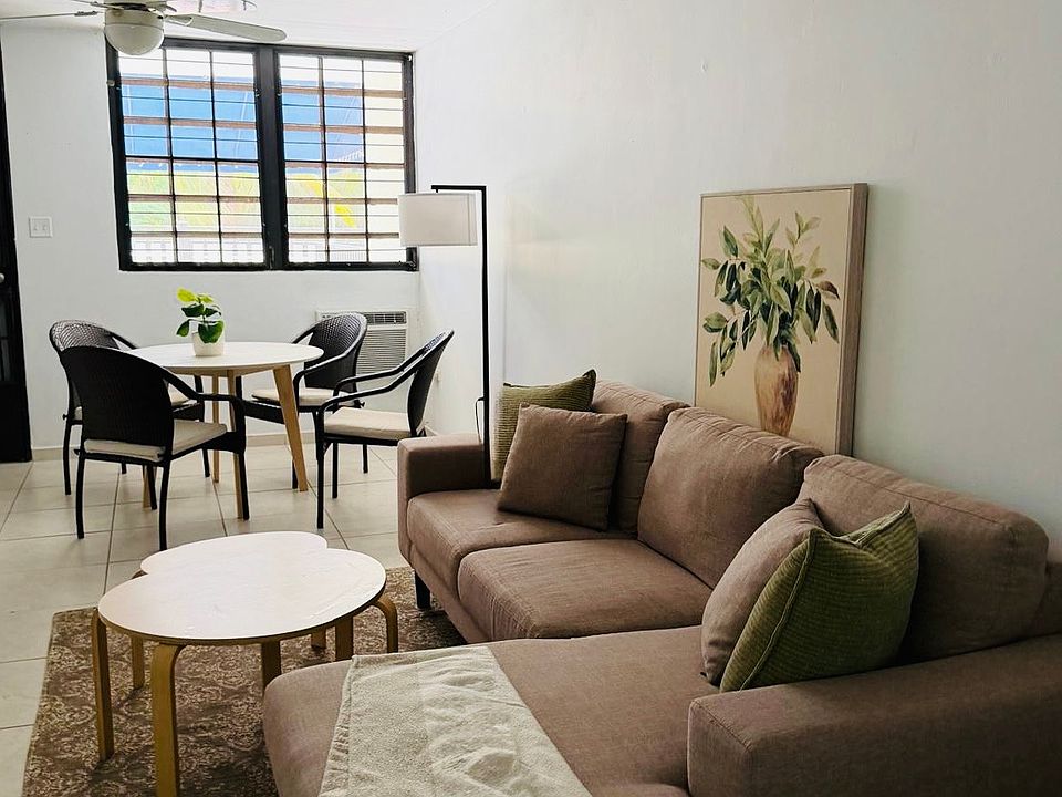 1st image of 423 Urbanizacion Parque Monterey #1A