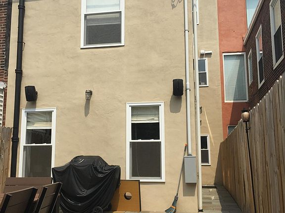 3rd image of 2224 Christian St #A
