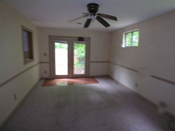 4th image of 1428 Buena Vista Dr