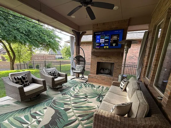 5501 Inverary Dr, Edmond, OK 73025
