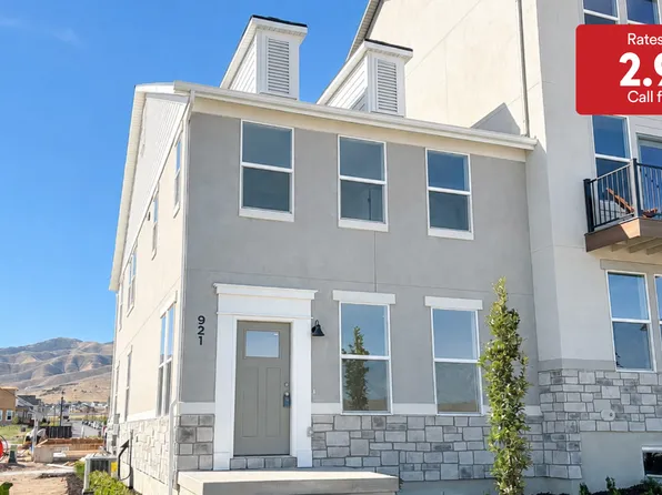 921 W Halvorsen Pkwy #221, Saratoga Springs, UT 84043