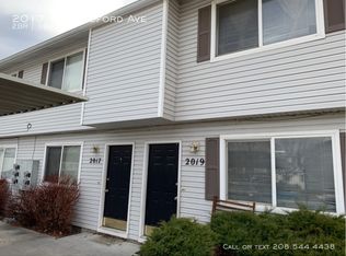 2017 N Woodford Ave, Meridian, ID 83646