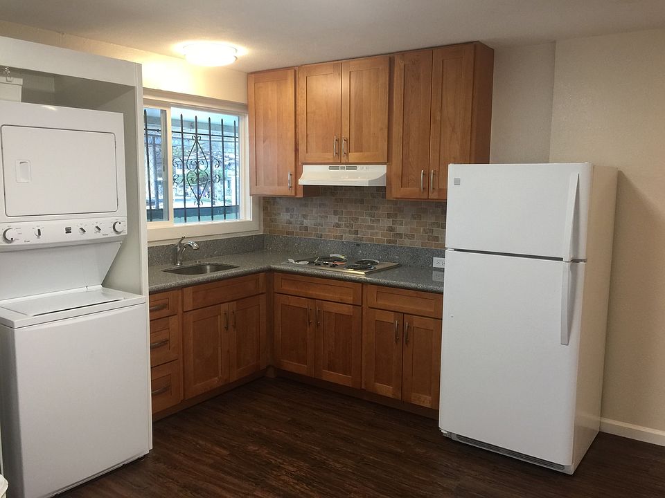 1st image of 2215 N School St #202
