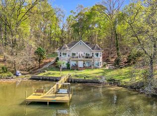 103 Whatley Dr, Greenwood, SC 29649