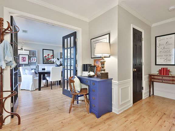 4th image of 3488 Chastain Glen Ln NE