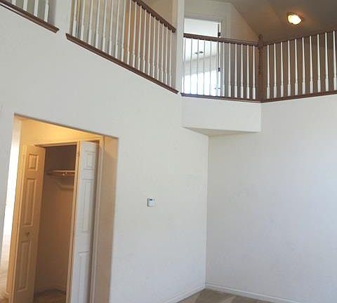 3rd image of 3840 Deshler Ln