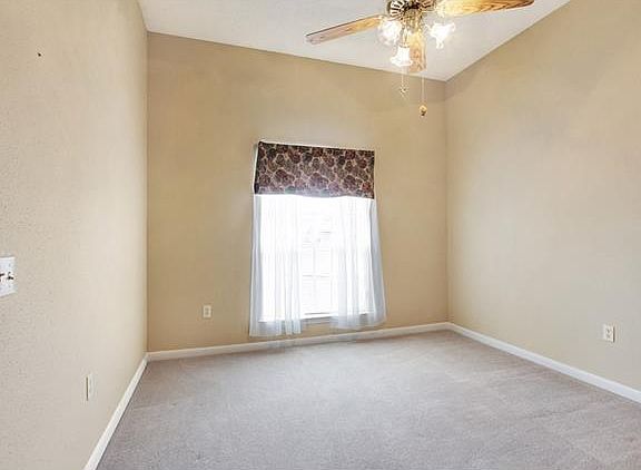 5th image of 356 S Canterbury Dr
