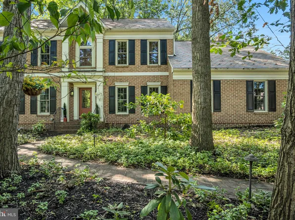 1080 Stoney Run Rd, Hummelstown, PA 17036