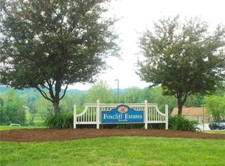 2832 Fox Ct E, Martinsville, IN 46151