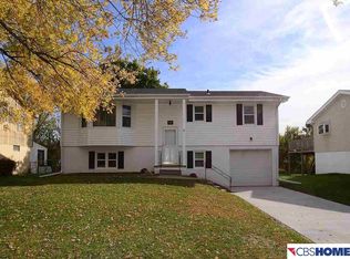 6219 N 66th St, Omaha, NE 68104