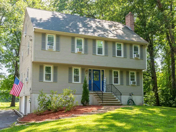 14 Old Auburn Road, Derry, NH 03038