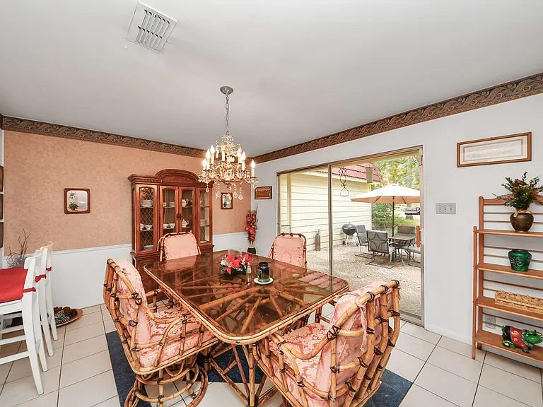 17 Winged Foot Dr — Photo 36