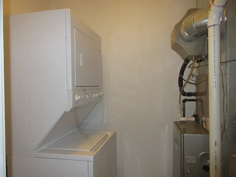 3559 N Milwaukee Ave #2B — Photo 5