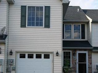 7433 Falcon St, New Tripoli, PA 18066