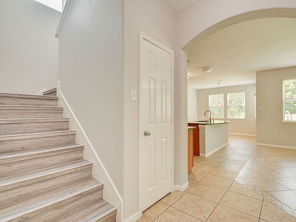4th image of 17419 Sterling Stone Dr