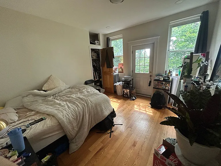 16 Copenger St #2 — Photo 5