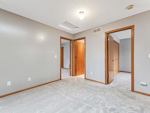 4th image of 14138 Plymouth Ave #57