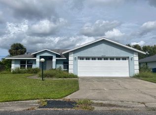 2449 Appaloosa Cir, Sarasota, FL 34240
