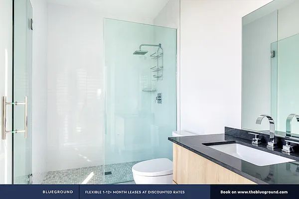 Rented by The Blueground | media 309