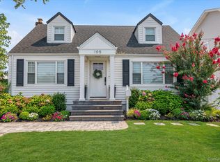 105 Ocean Ave, Bellmore, NY 11710