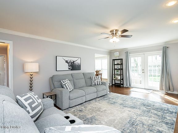 5th image of 222 Rolling Ridge Way
