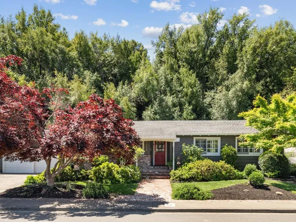 2539 Rollingwood Drive, Napa, CA 94558