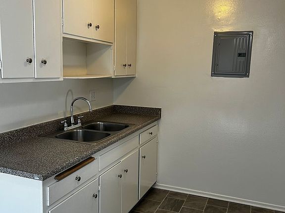 2nd image of 8361 Northgate Ave #4