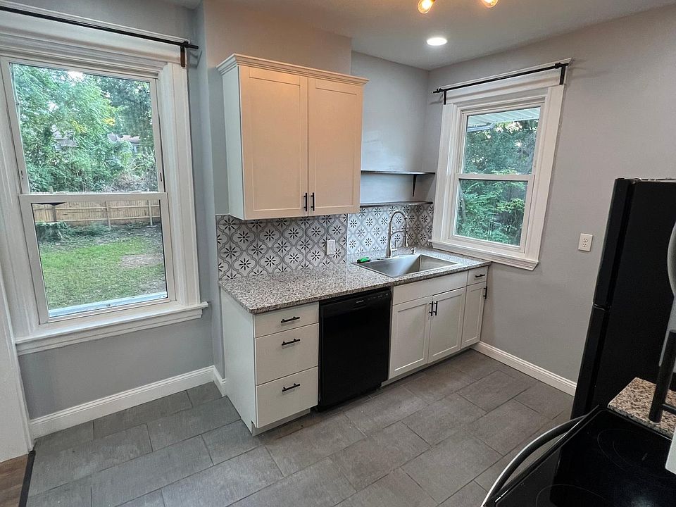 1st image of 885 Blair Ave #2