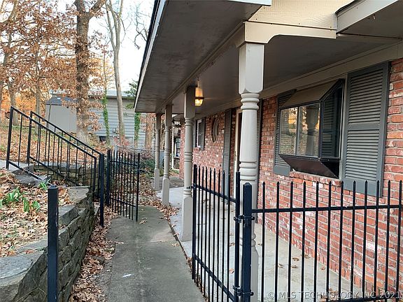 3rd image of 3405 Willowood Dr