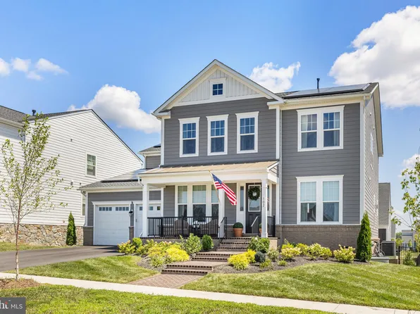 102 Ionian St SE, Leesburg, VA 20175