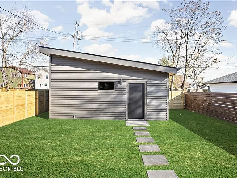 1153 S Randolph St — Photo 22