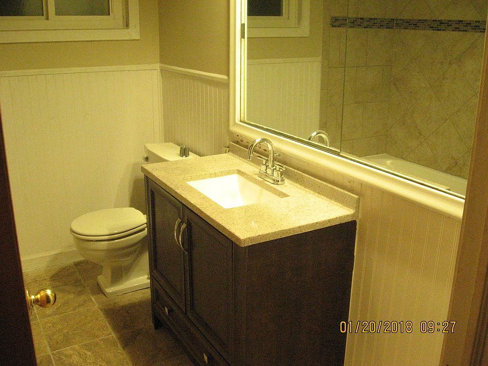 2nd image of 21860 Ridgedale Ave