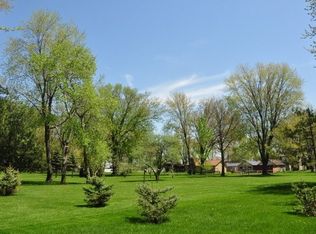 Brighton Dr, Menasha, WI 54952