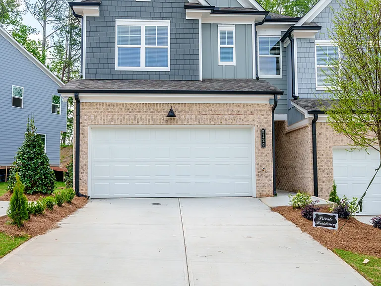 5120 Hillington Way — Photo 1
