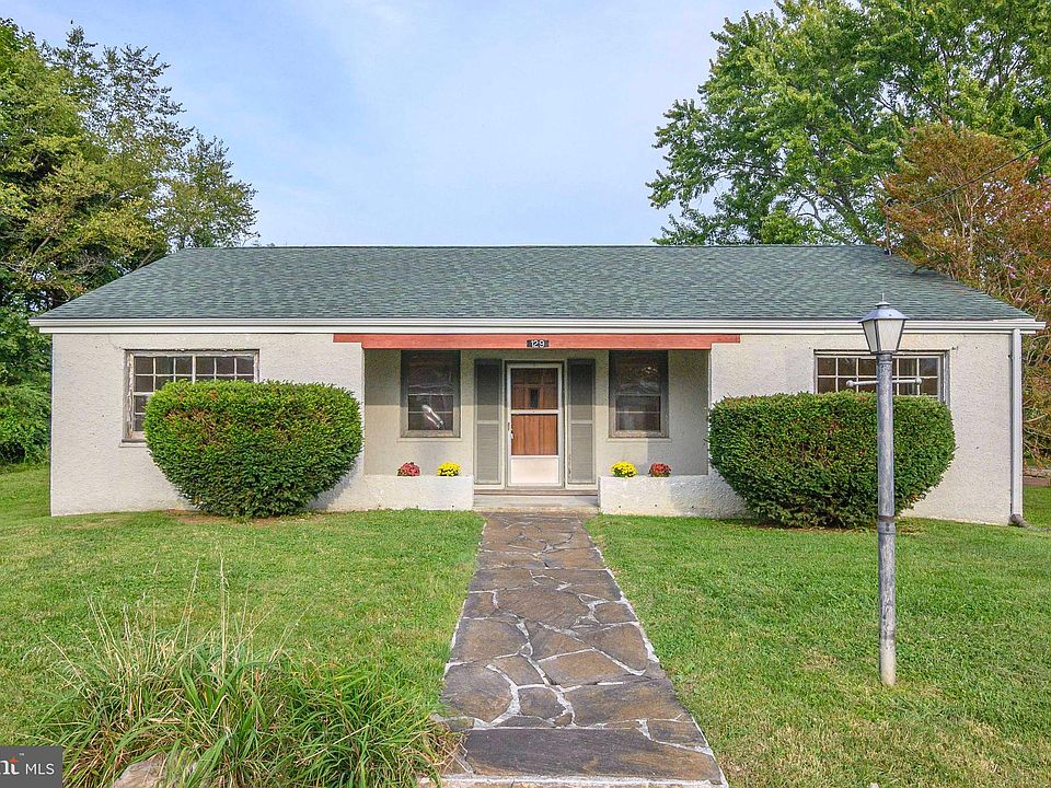 1st image of 129 Poe Dr