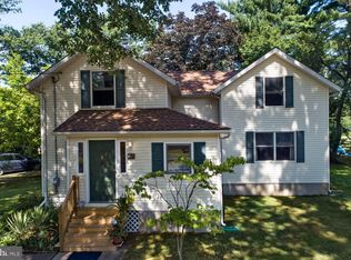 11 Maple Ave, Plainsboro, NJ 08536