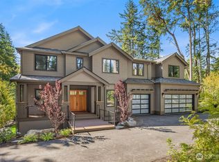 4740 Rose Avenue NE, Bainbridge Island, WA 98110