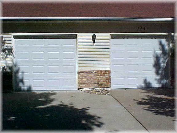 OVERSIZED GARAGE