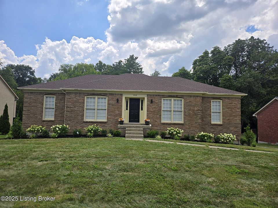 1st image of 1018 Cliffwood Dr