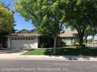 130 Lime Ave, Los Banos, CA 93635